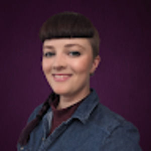 Meet your Posher, Caitlin